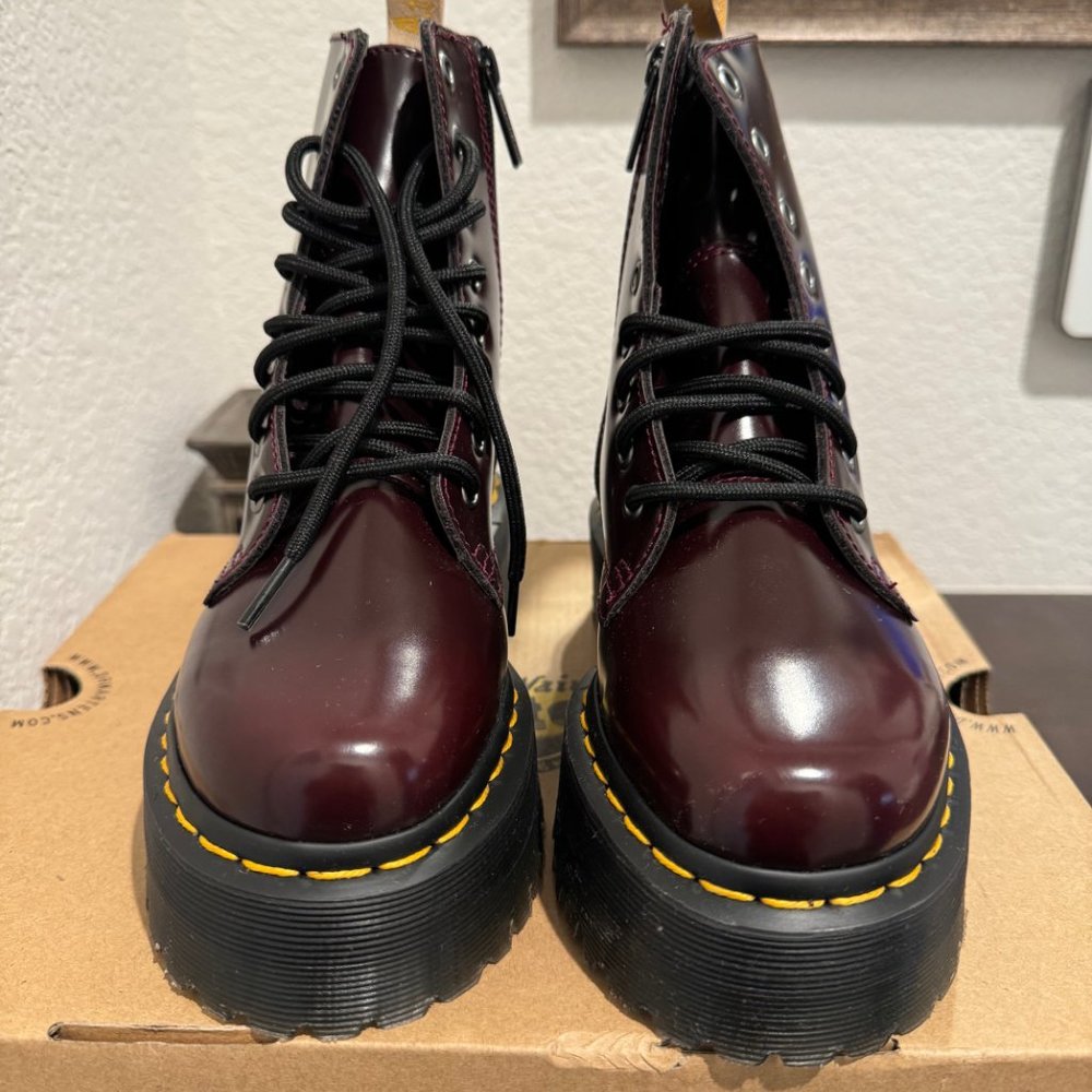 Dr. Martens Vegan Jadon II Platform 8-Eye Boot